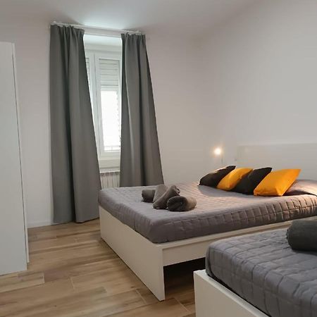 Casa Vacanze Mami Apartment Триест Екстериор снимка